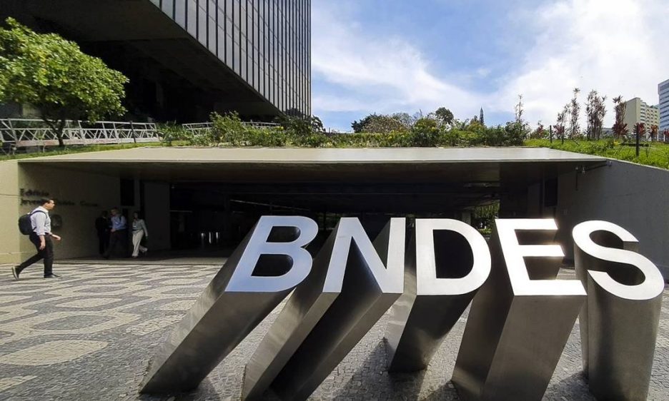 Comissão destina 30% dos recursos do BNDES a pequenos negócios. Crédito: Divulgação