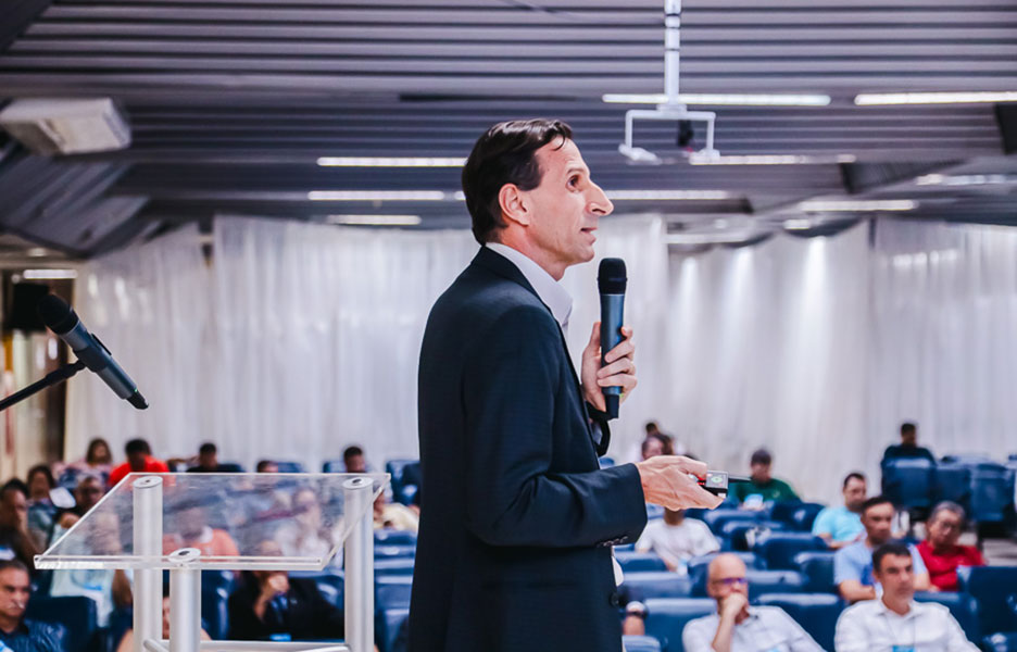 Luis Renato Giffoni, da Anatel, diz que foram atendidos, na segunda fase, outros 1,5 mil municípios do interior do país. Foto: Três Produtora
